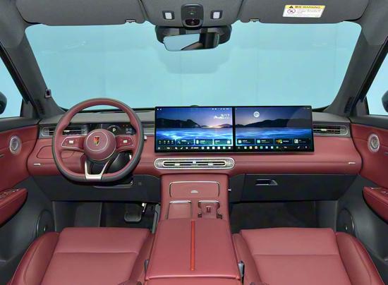 优配痢略 采用双联屏 红旗HS6 PHEV内饰亮相